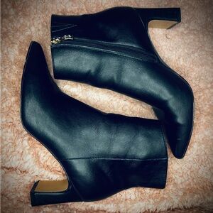 🔥 Like New | Leather Ankle Booties